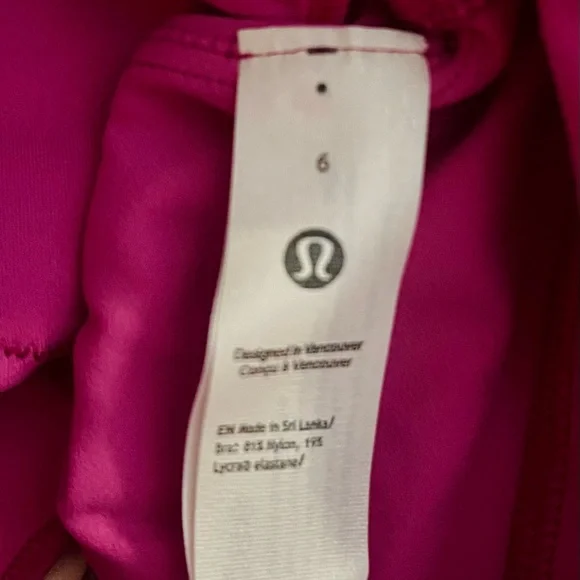 Lululemon Pink V-Neck Sports Bra - Picture 6 of 6
